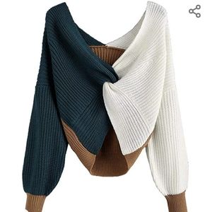 Women/junior's Sweater